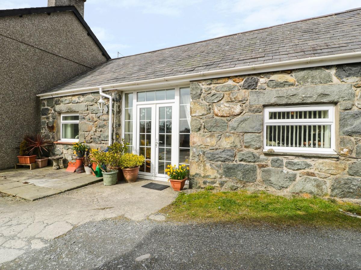 Bwthyn Ael Y Bryn Dolbenmaen Exterior foto